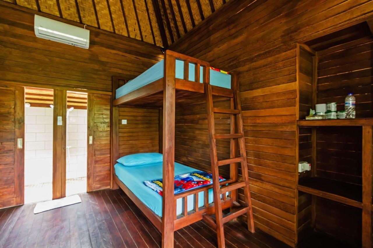 Titi Hostel Нуса Лембонган Екстериор снимка